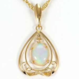 VINTAGE 18k Gold Opal Necklace